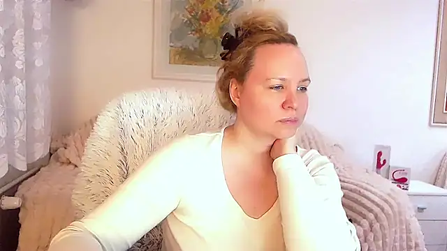 Sarah4you online show from 01/24/25, 09:37