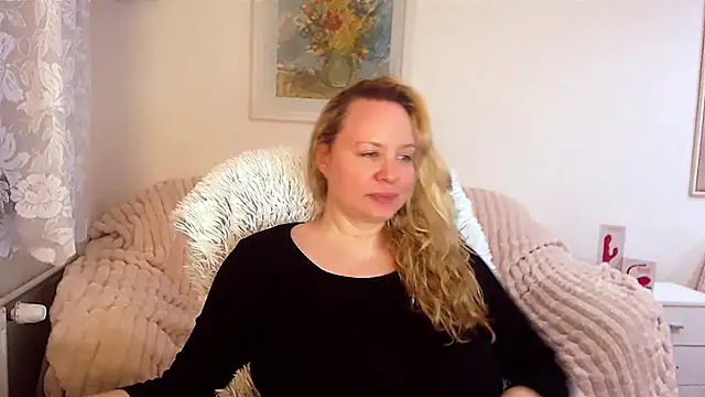 Sarah4you online show from 02/14/25, 09:32