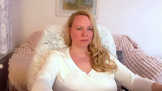 Sarah4you online show from 03/09/25, 12:42