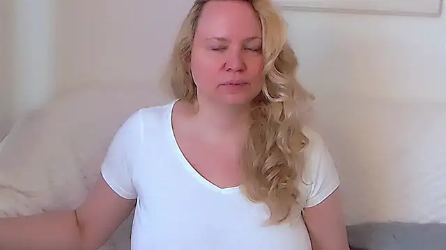 Sarah4you online show from 09/27/25, 01:49