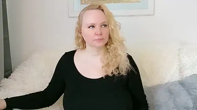 Sarah4you online show from 03/28/26, 01:00