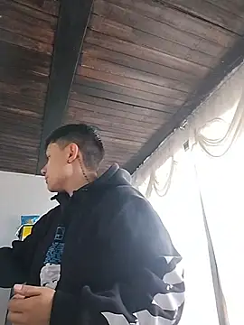 girl intense444 online show from 01/16/26, 01:48