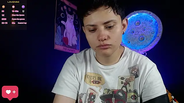 girl intense444 online show from 02/03/26, 01:27