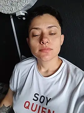 girl intense444 online show from 02/16/26, 03:30