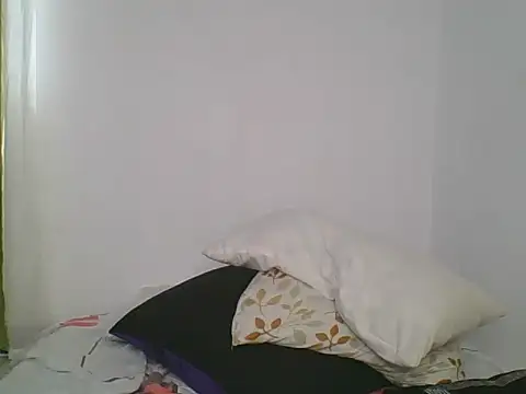 Snapshot of Deliciousgal chatting on 02/20/25, 12:04 Deliciousgal online show from 02/20/25, 12:04