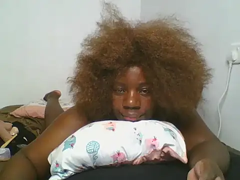 Snapshot of Deliciousgal chatting on 03/10/25, 06:34 Deliciousgal online show from 03/10/25, 06:34