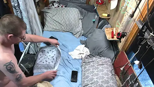 sex4fun 21 online show from 02/22/25, 06:19