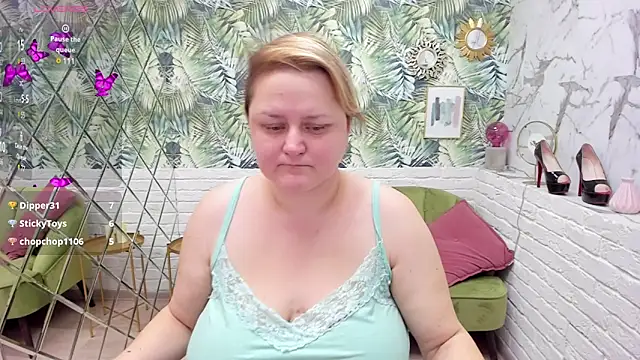 Snapshot of ScarlettSoft chatting on 01/27/25, 11:32 ScarlettSoft online show from 01/27/25, 11:32