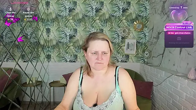 ScarlettSoft online show from 04/03/26, 05:16