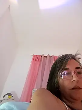 Snapshot of Katy_Randy chatting on 01/22/25, 11:21 Katy Randy online show from 01/22/25, 11:21