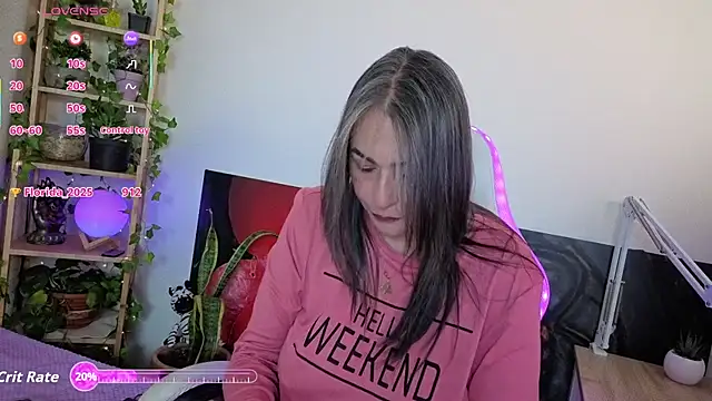 Snapshot of Katy_Randy chatting on 10/23/25, 11:57 Katy Randy online show from 10/23/25, 11:57