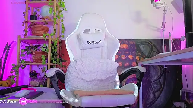 Snapshot of Katy_Randy chatting on 12/05/25, 12:19 Katy Randy online show from 12/05/25, 12:19