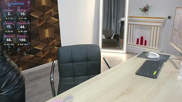 Angelalive online show from 03/13/25, 08:59