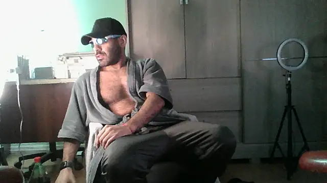 MILITARS online show from 06/25/26, 05:07