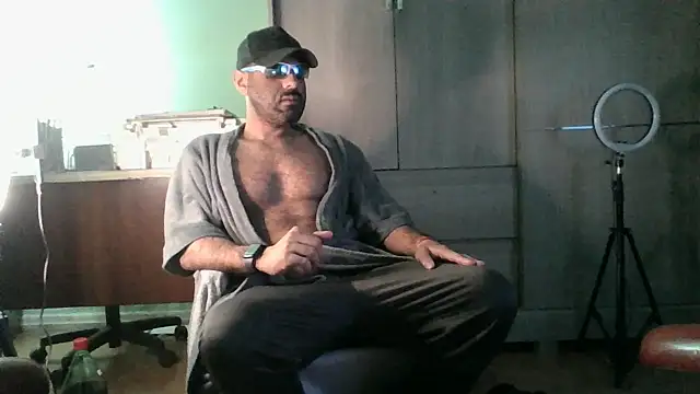 MILITARS online show from 06/25/26, 05:12