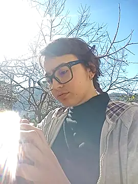 Snapshot of Blulilla69 chatting on 01/27/25, 10:49 Blulilla69 online show from 01/27/25, 10:49