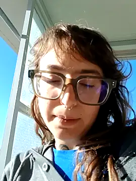 Snapshot of Blulilla69 chatting on 10/08/25, 02:14 Blulilla69 online show from 10/08/25, 02:14