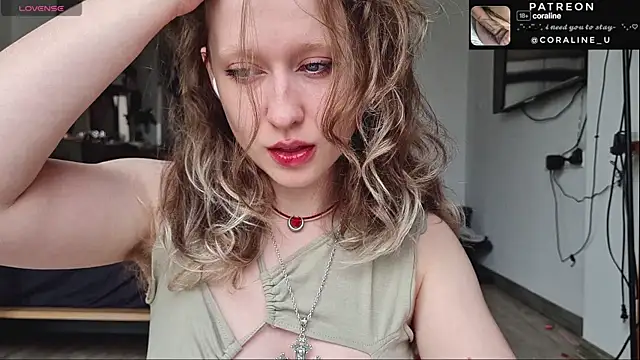 Snapshot of Hairy_Coraline chatting on 01/14/25, 07:59 Hairy Coraline online show from 01/14/25, 07:59