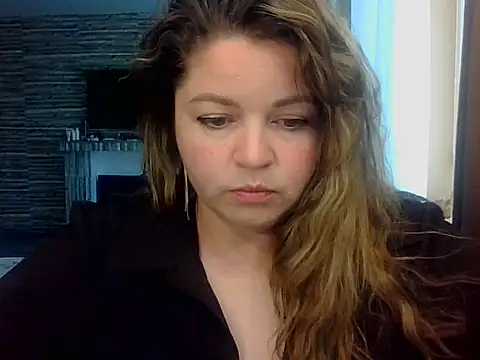 cute  cherry online show from 05/30/26, 03:09