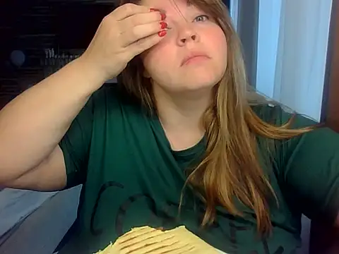 cute  cherry online show from 06/04/26, 07:25