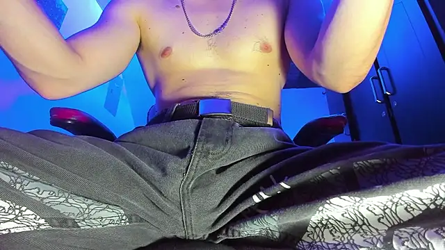 Alex smith00 online show from 02/12/26, 06:36