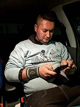 nemes2 online show from 11/25/25, 03:45