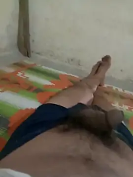 Snapshot of RandomSitcom chatting on 04/16/26, 08:26 RandomSitcom online show from 04/16/26, 08:26