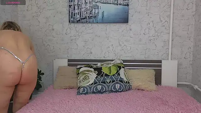 Lady Murenza online show from 03/13/25, 07:28