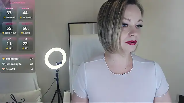 Tilly Eliot online show from 03/13/25, 08:54