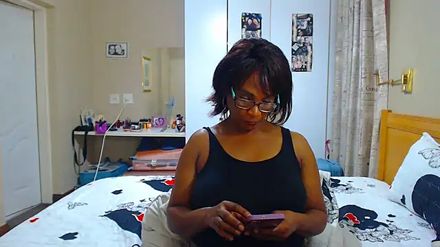 Hotgrannyx online show from 03/12/25, 03:40