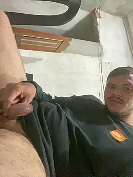 Snapshot of cf27 chatting on 04/06/26, 08:04 cf27 online show from 04/06/26, 08:04