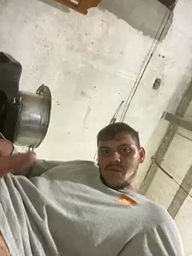 Snapshot of cf27 chatting on 04/12/26, 08:19 cf27 online show from 04/12/26, 08:19