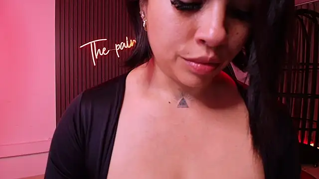 Snapshot of arianna_smith_ chatting on 09/11/25, 09:37 arianna smith online show from 09/11/25, 09:37