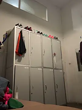 SofiaFoster  online show from 09/24/25, 07:50