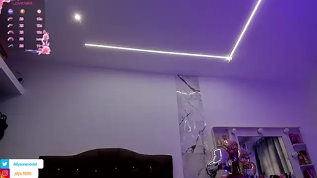 alysson 18 online show from 01/19/26, 01:26