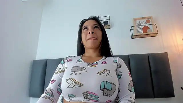 MaraOwen  online show from 02/11/26, 12:10