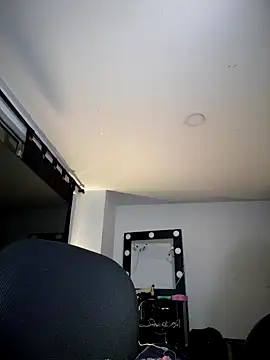 Snapshot of RsellAmb chatting on 12/03/24, 09:44 RsellAmb online show from 12/03/24, 09:44