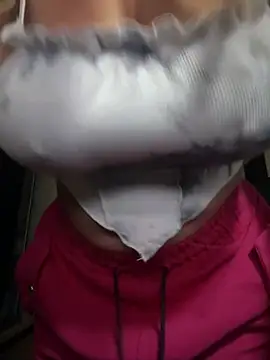 Snapshot of RsellAmb chatting on 01/17/25, 07:30 RsellAmb online show from 01/17/25, 07:30