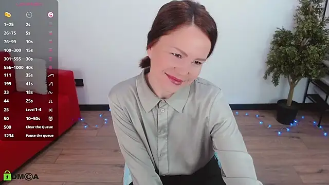 VickyGolden online show from 05/17/26, 05:27