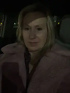 Lisaisluscious online show from 01/30/25, 12:39