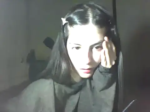 Snapshot of Insomniacl chatting on 04/04/26, 05:49 Insomniacl online show from 04/04/26, 05:49