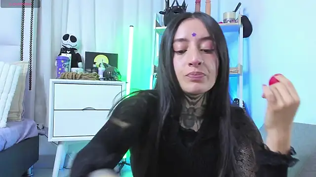 Snapshot of SAMANTHA_DM chatting on 10/05/25, 01:53 SAMANTHA DM online show from 10/05/25, 01:53