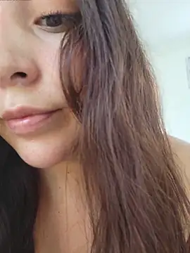 VickyHoult online show from 05/17/26, 07:32