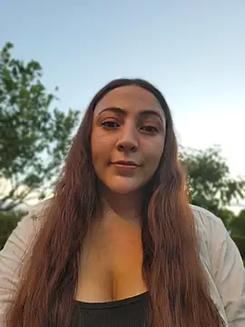 VickyHoult online show from 06/20/26, 10:56