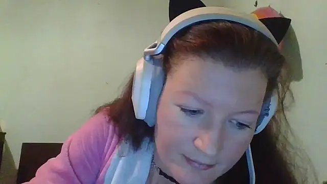 Analimado18 online show from 10/06/25, 08:39