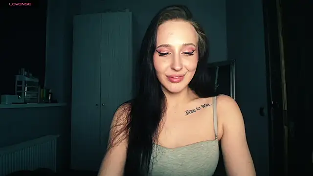 AliceTurnOn online show from 04/12/26, 05:07