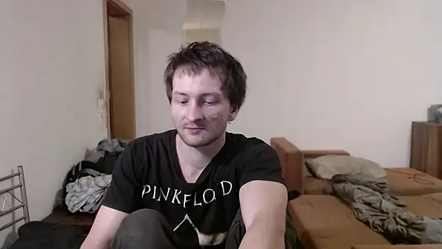 Snapshot of sexymann92 chatting on 10/26/25, 08:37 sexymann92 online show from 10/26/25, 08:37