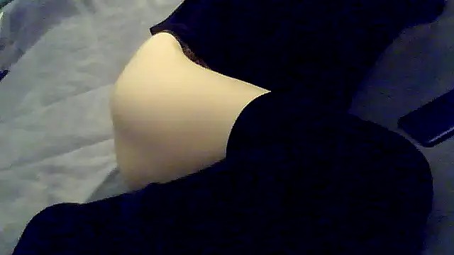 Snapshot of BarbierQueen chatting on 10/15/25, 09:31 BarbierQueen online show from 10/15/25, 09:31