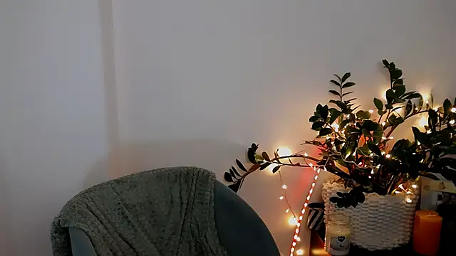 Xentthia online show from 02/08/25, 04:47