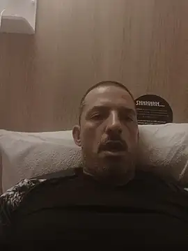 Snapshot of SinisterOrgy chatting on 10/07/25, 10:07 SinisterOrgy online show from 10/07/25, 10:07